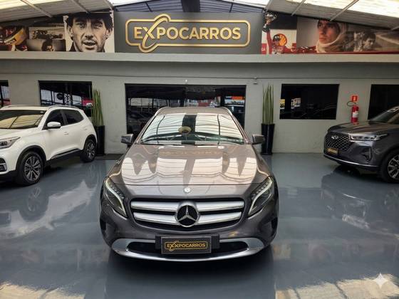 MERCEDES-BENZ GLA 200 1.6 CGI ADVANCE 16V TURBO FLEX 4P AUTOMÁTICO